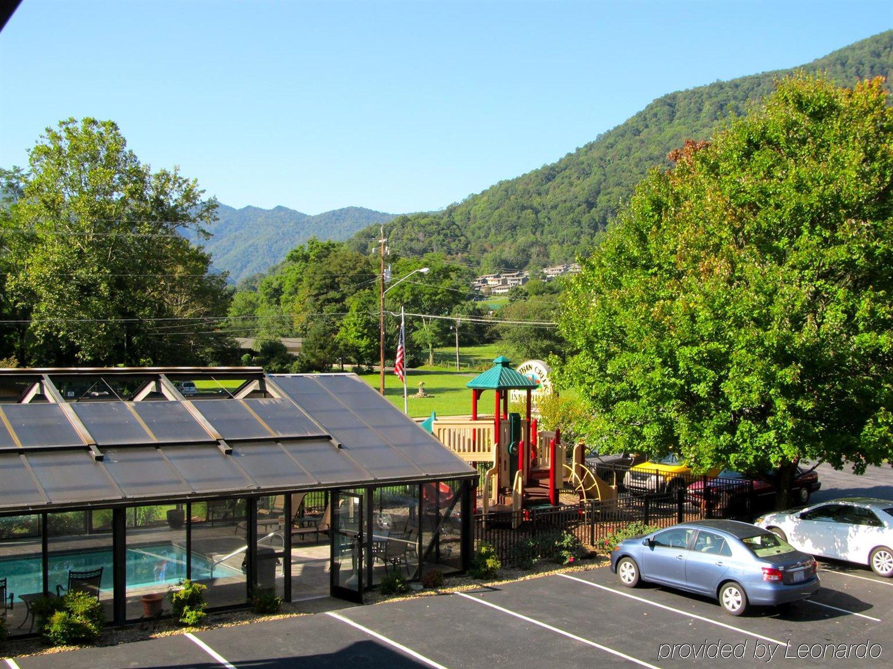 Jonathan Creek Inn And Villas Maggie Valley Exterior photo